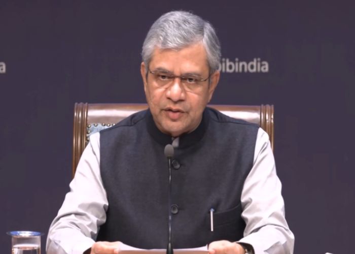 EPF पर सरकार का बड़ा फैसला,15 हजार से बढ़ाकर 25 हजार रुपये की गई वेतन सीमा; जानें किसे मिलेगा फायदा